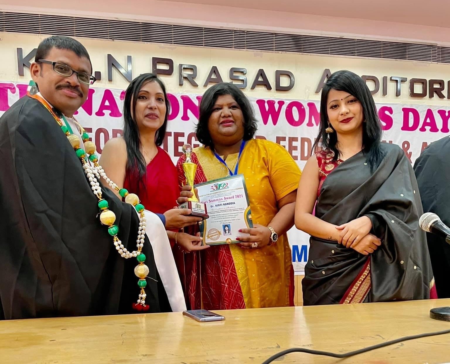 Nari Ratna Award